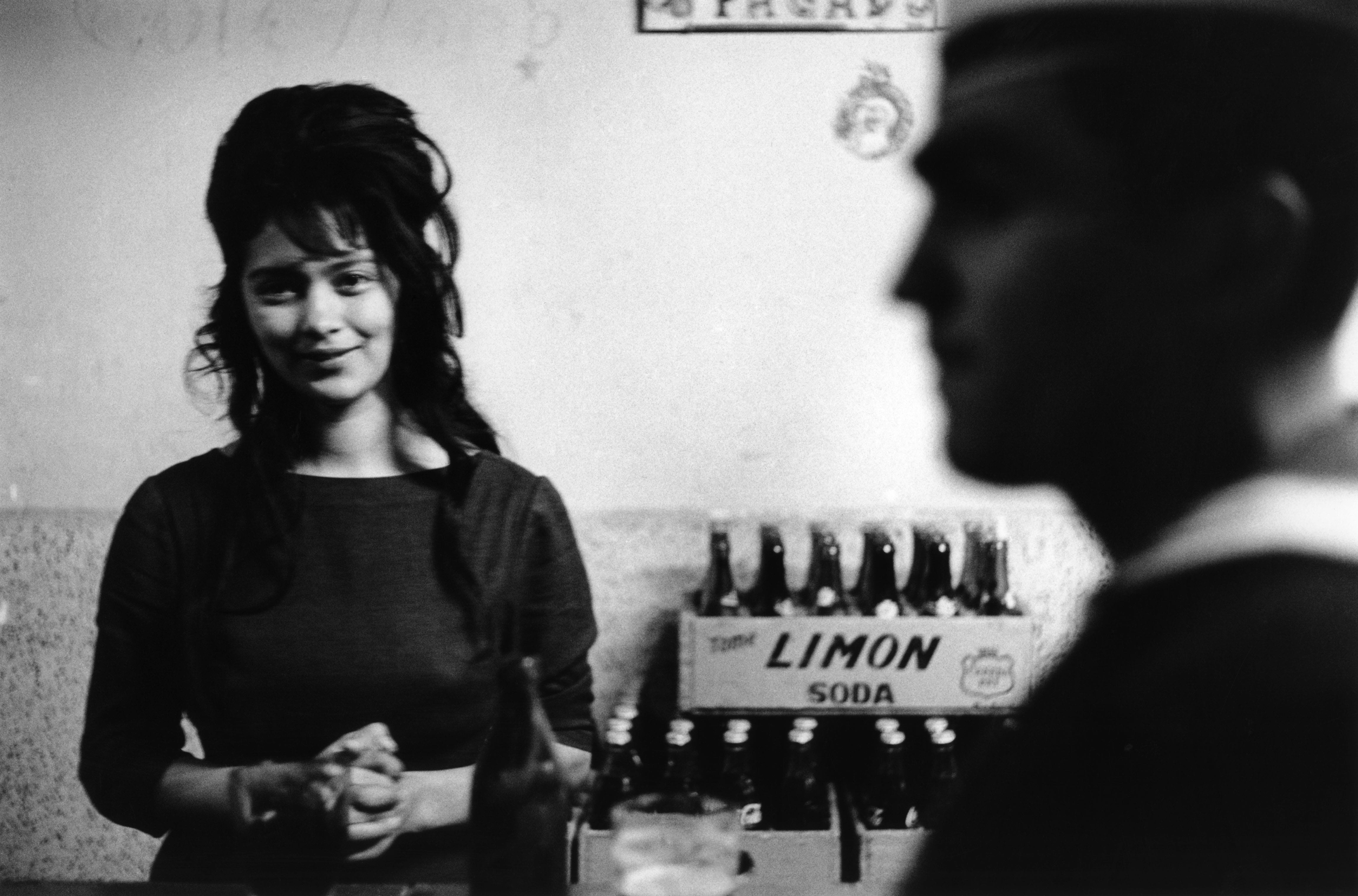 Bar, Valparaiso. Chili, 1963. © Sergio Larrain / Magnum Photos