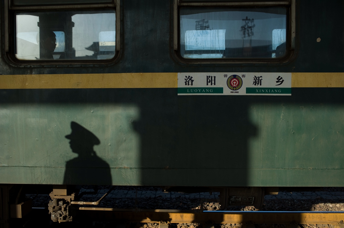 DSC_4794-quian-haifeng-the-green-train-fisheyelemag