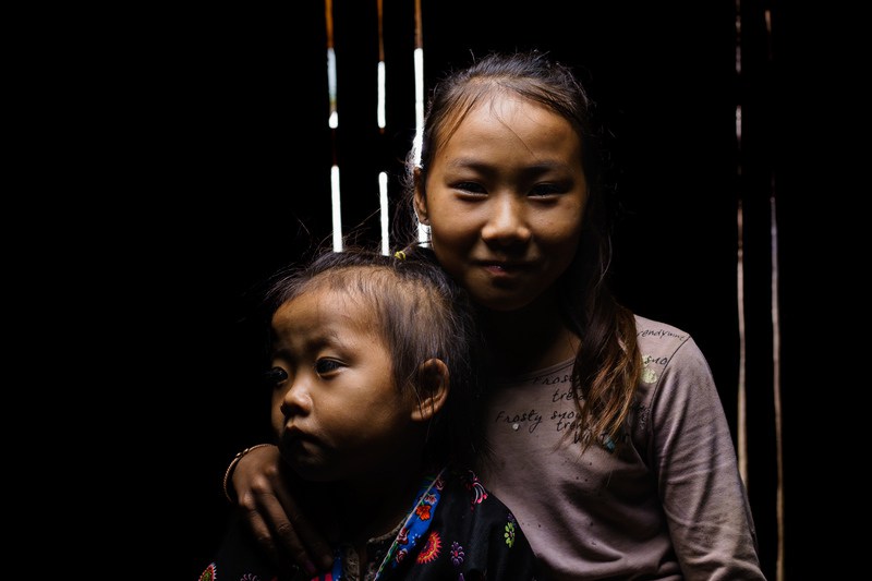 visages-enfants-laos-remi-chapeaublanc-7