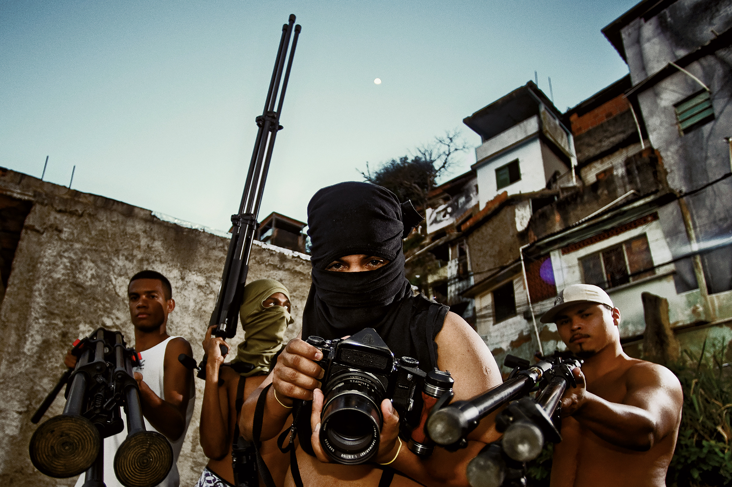 28 millimeters, Women are Heroes, Action in Morro Da Providencia Favela, Rio de Janeiro, 2008 © JR