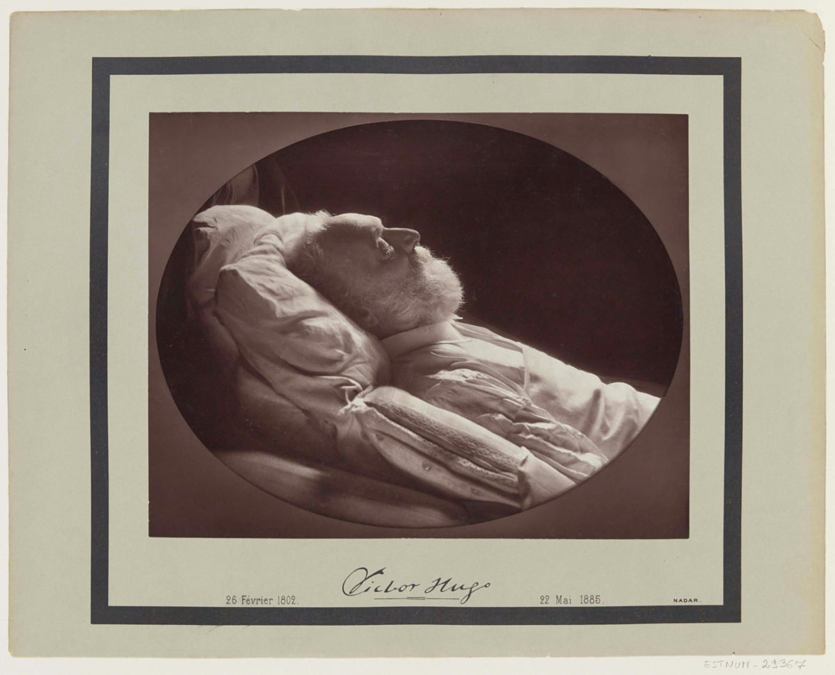 © Félix et Paul Nadar, Victor Hugo sur son lit de mort, 1885 BnF, département des Estampes et de la photographie
