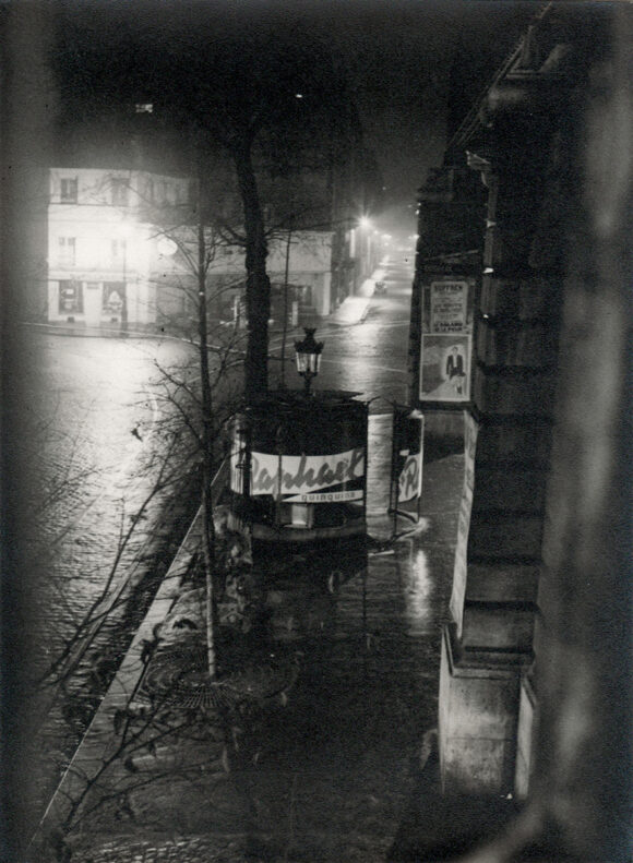 Nicolas N. Yantchevsky, Vespasienne, Paris, 1951
