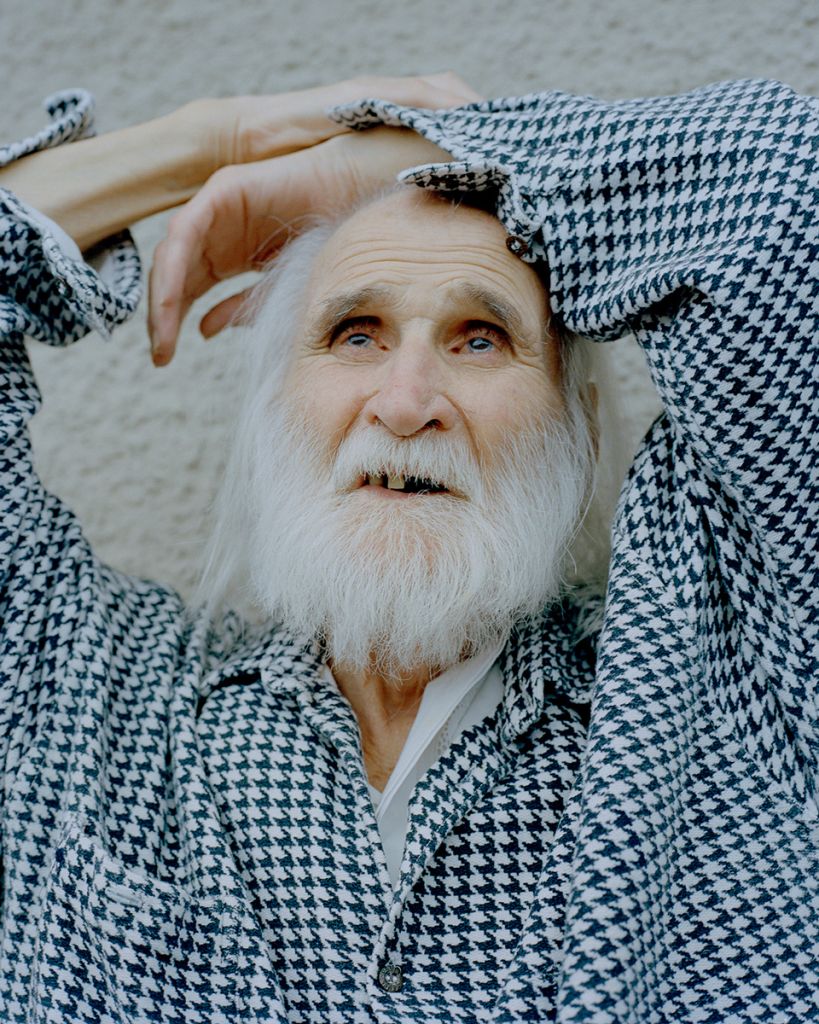 Photographie de Matthieu Croizier montrant un homme âgé