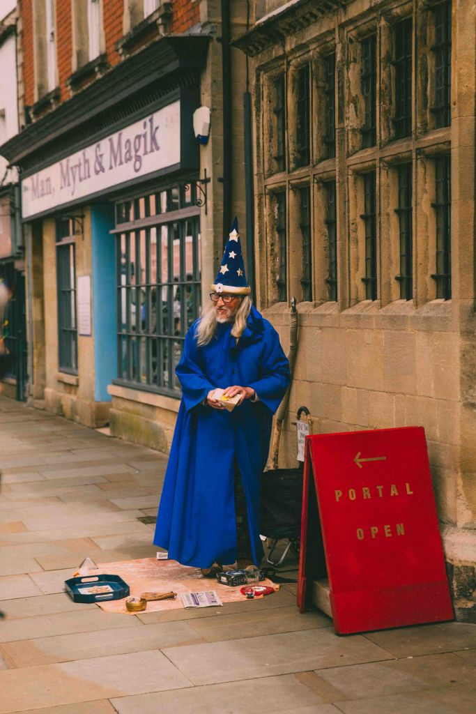 magicien dans une rue