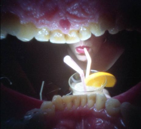 Un photographe anglais transforme sa bouche en sténopé